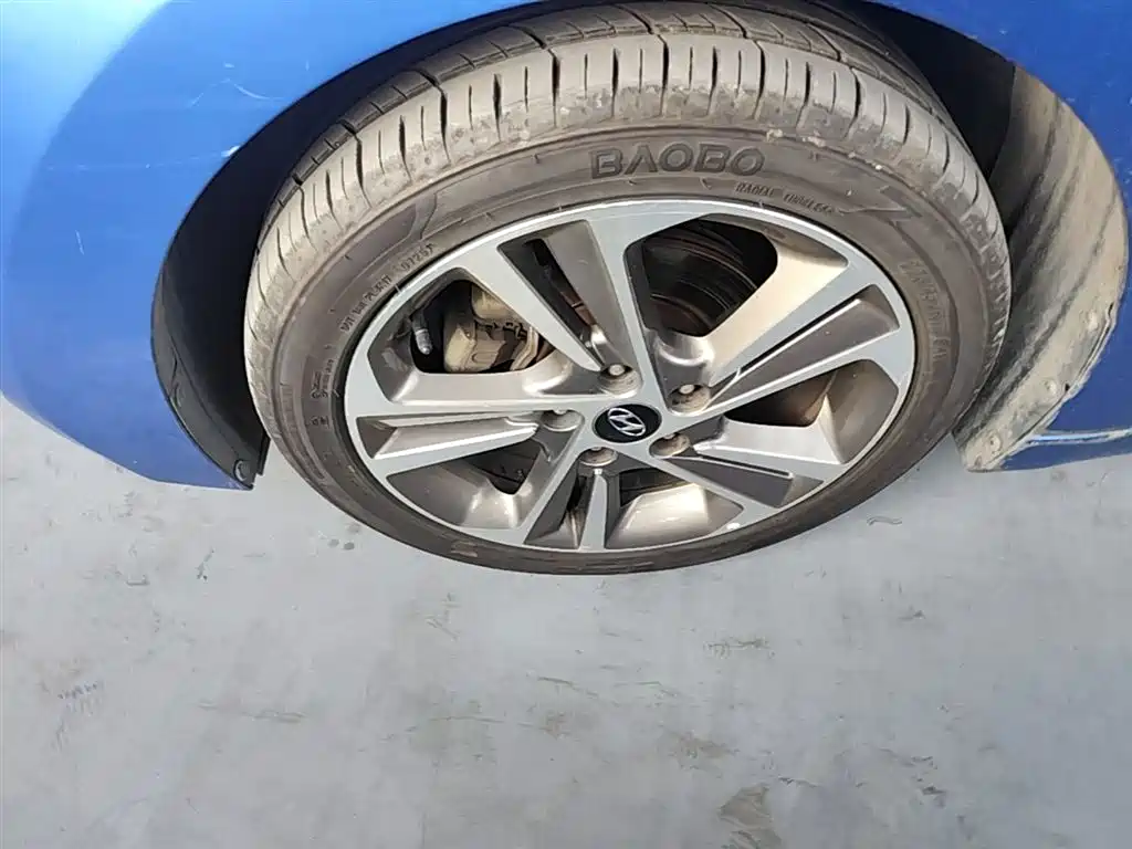 Hyundai Elantra 2016 Model 1.6L Automatic Smart Elite фото 23