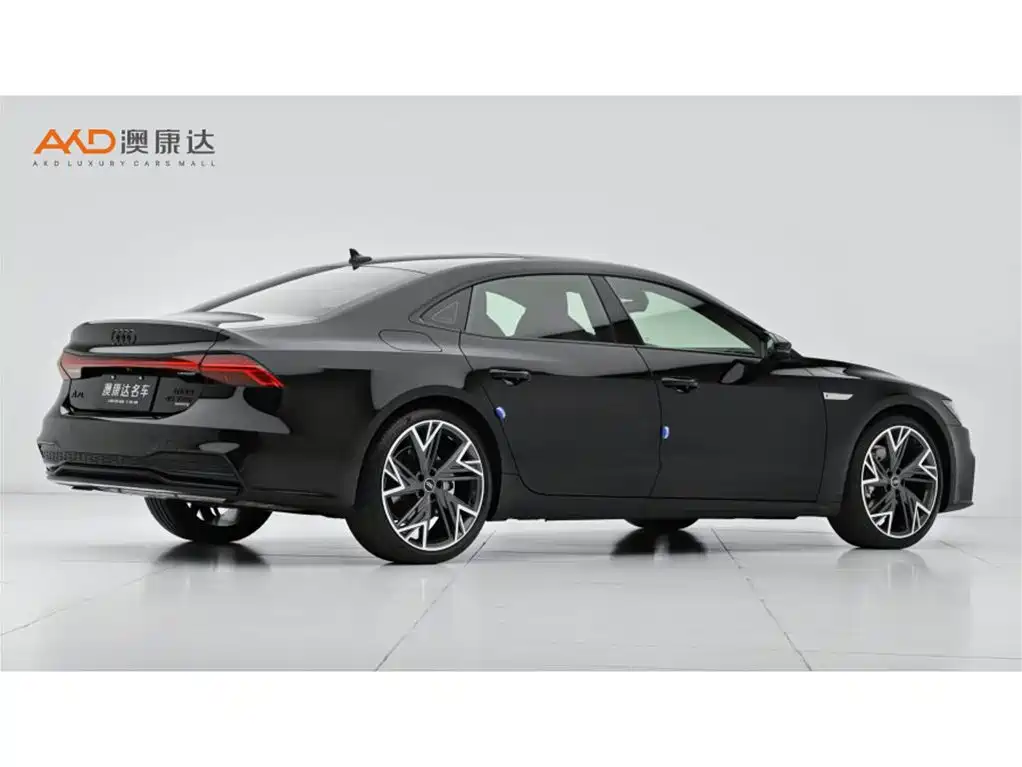 Audi A7L 2023 45 TFSI quattro S-line Black Warrior Edition фото 3