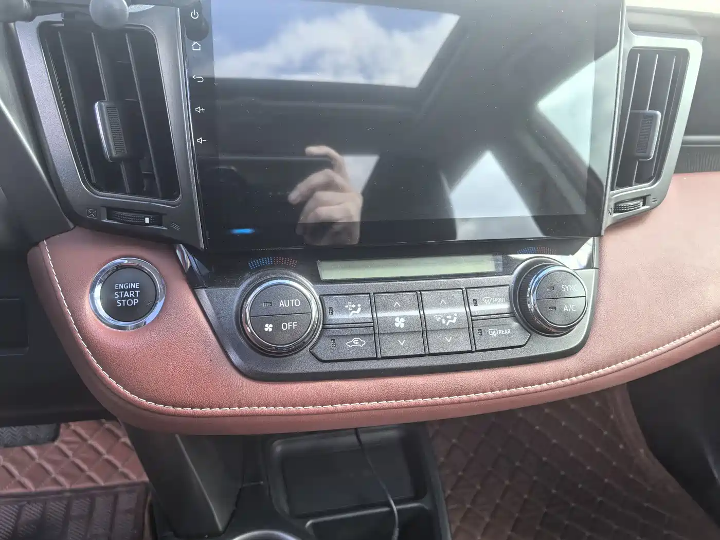 Toyota RAV4 Rongfang 2013 2.5L Auto 4WD Luxury фото 7