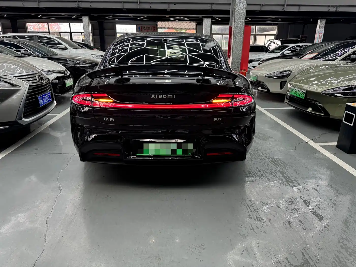 XIAOMI CAR XIAOMI SU7