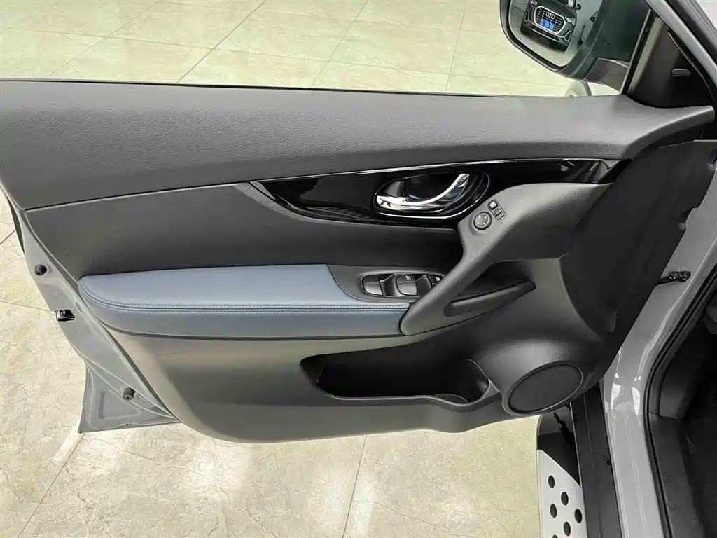 NISSAN QIJUN