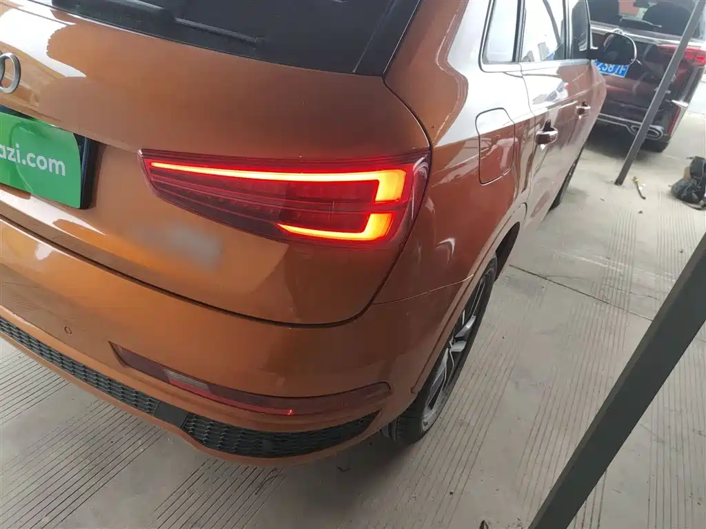 Audi Q3 2018 30 TFSI Fashion Collector's Edition фото 23