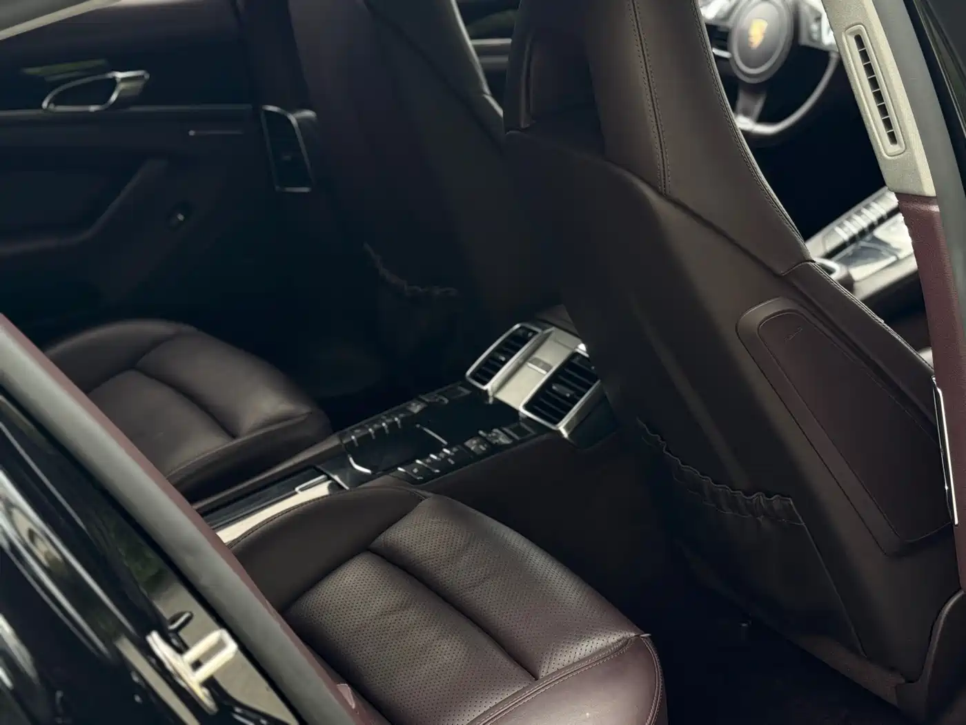 Porsche Panamera 2014 Panamera 3.0T фото 11