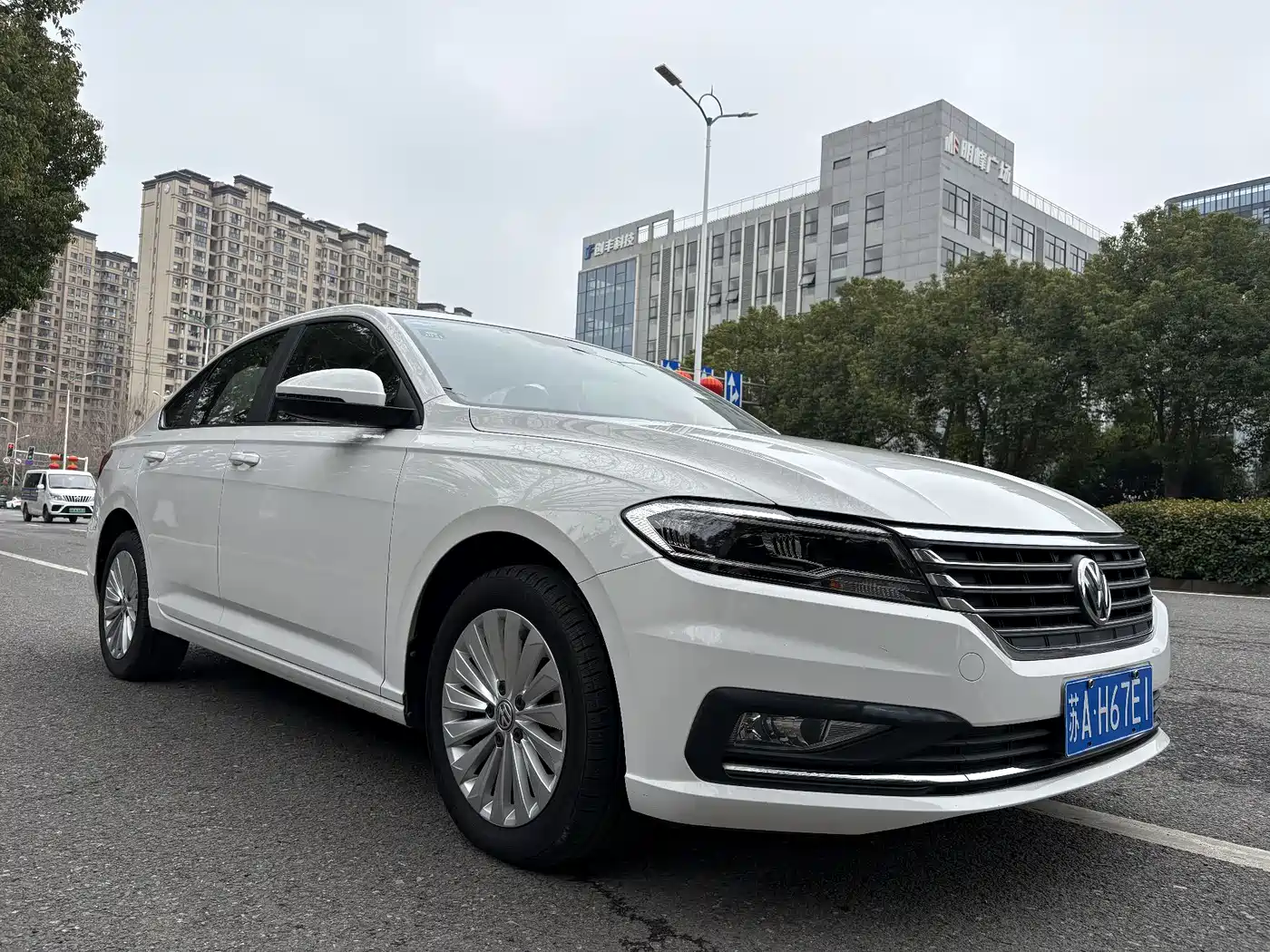 Volkswagen Lavida 2019 280TSI DSG Comfort Edition China VI фото 3