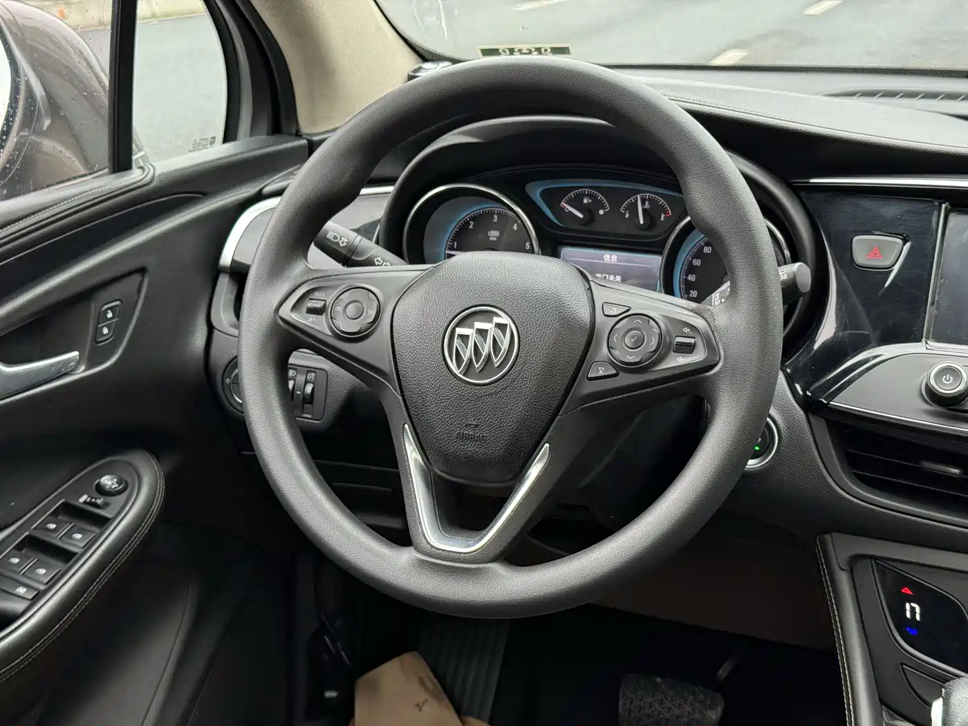 Buick Envision Plus 2016 20T 2WD Leading фото 9