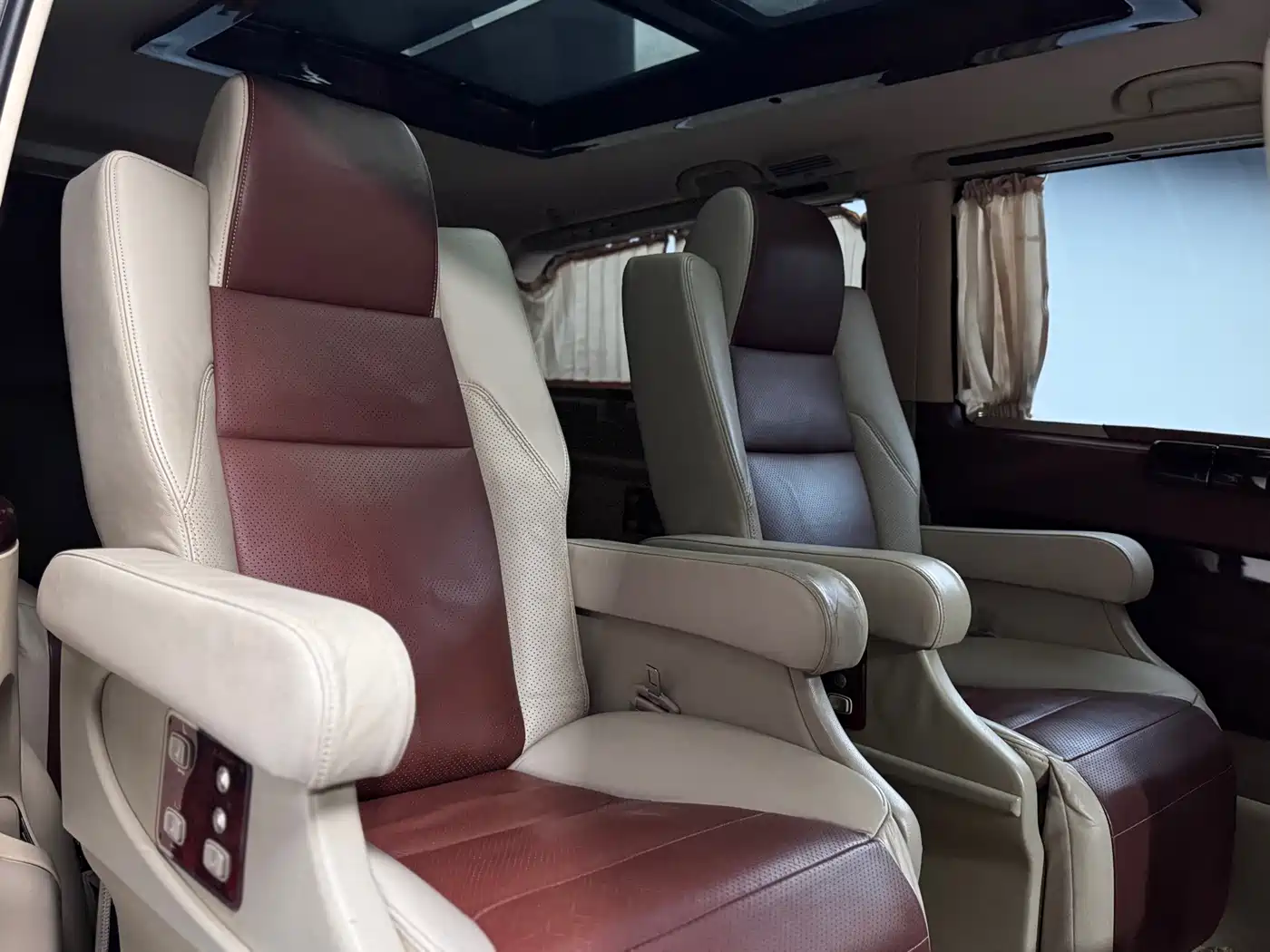 Mercedes-Benz Viano 2012 2.5L Premium Edition фото 13