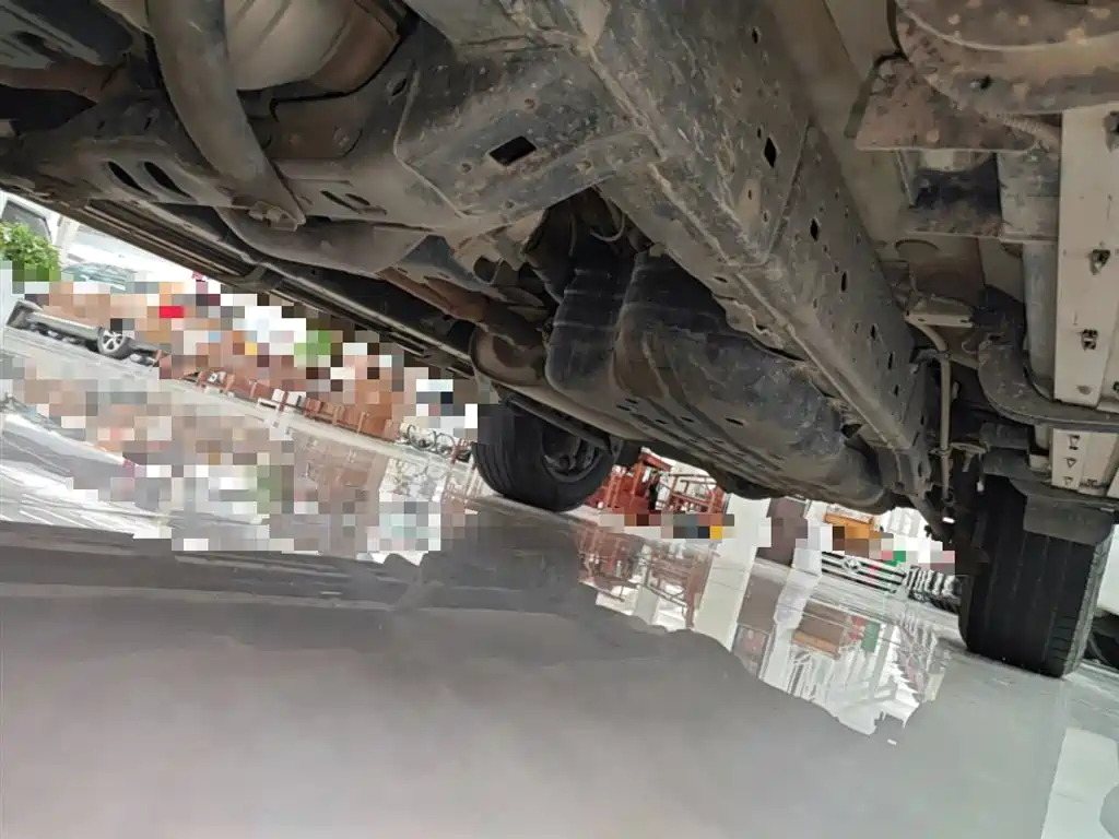 Toyota Prado 2018 3.5L Automatic TX-L Rear-mounted Spare Tire фото 19