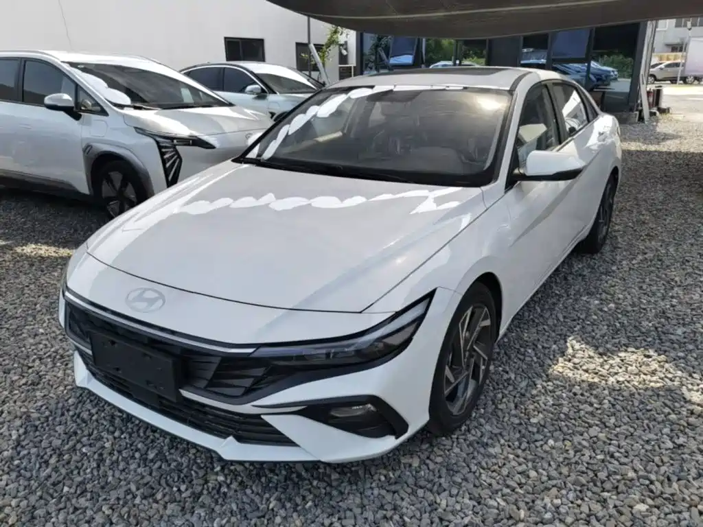 Hyundai Elantra 2023 1.5L CVT GLX Elite Edition