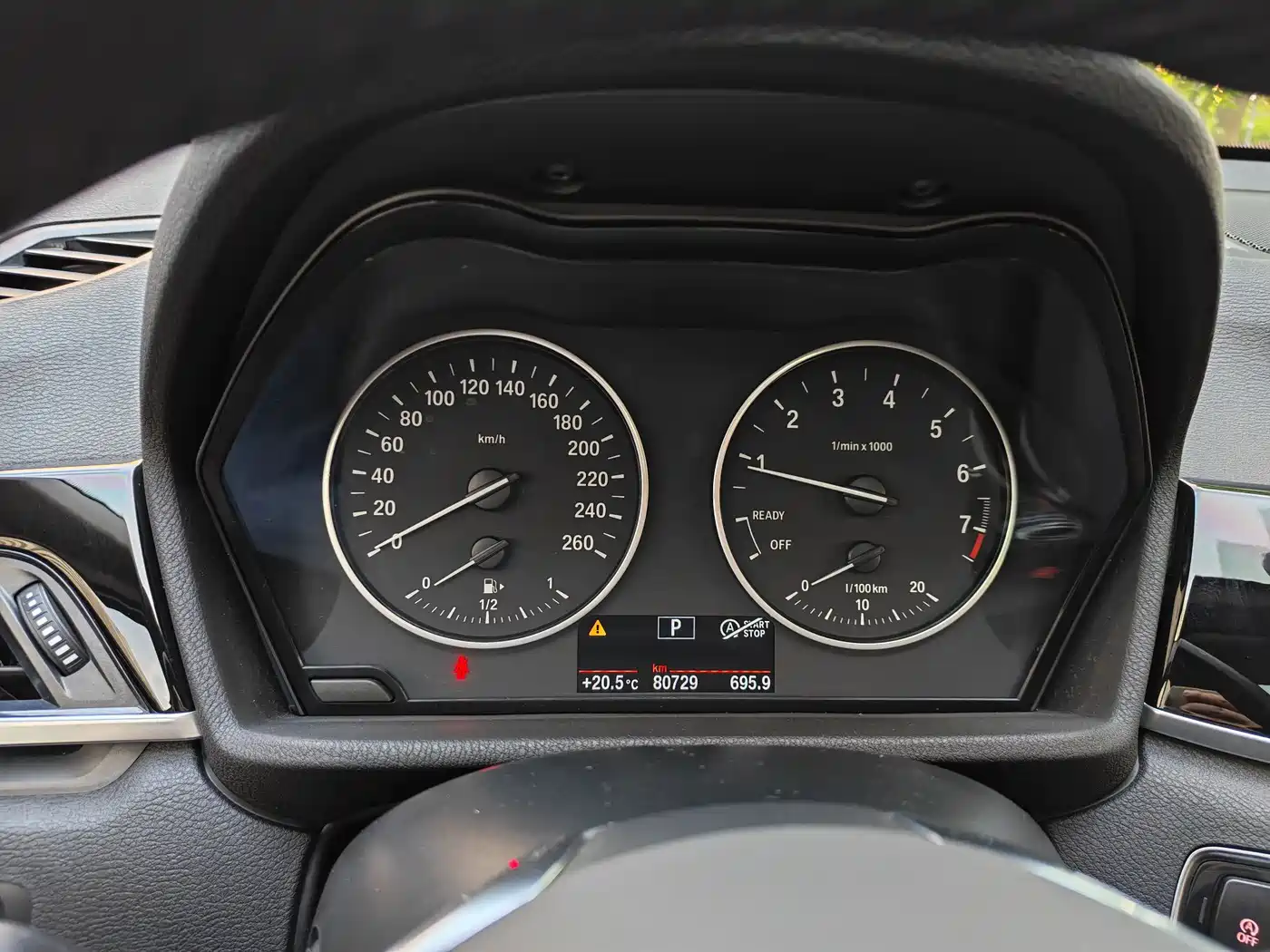 BMW X1 2018 xDrive20Li Premium Model фото 15