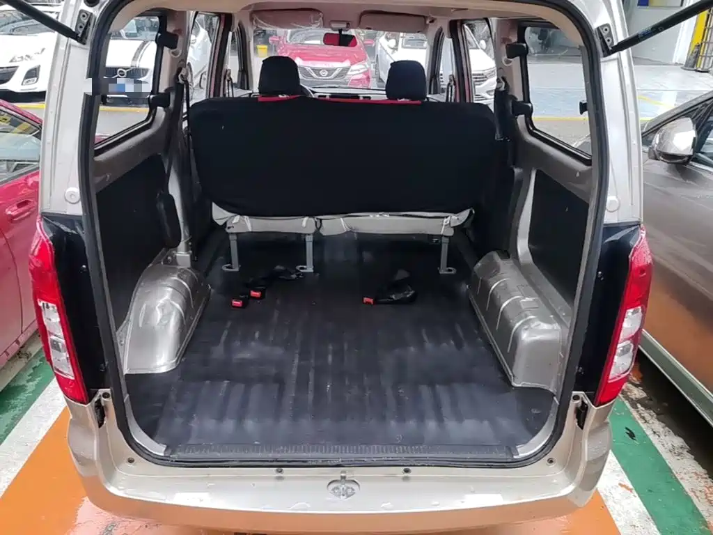 Wuling Motors Wuling Hongguang V 2024 2022 1.5L Power Take Edition Electric Power Steering LAR