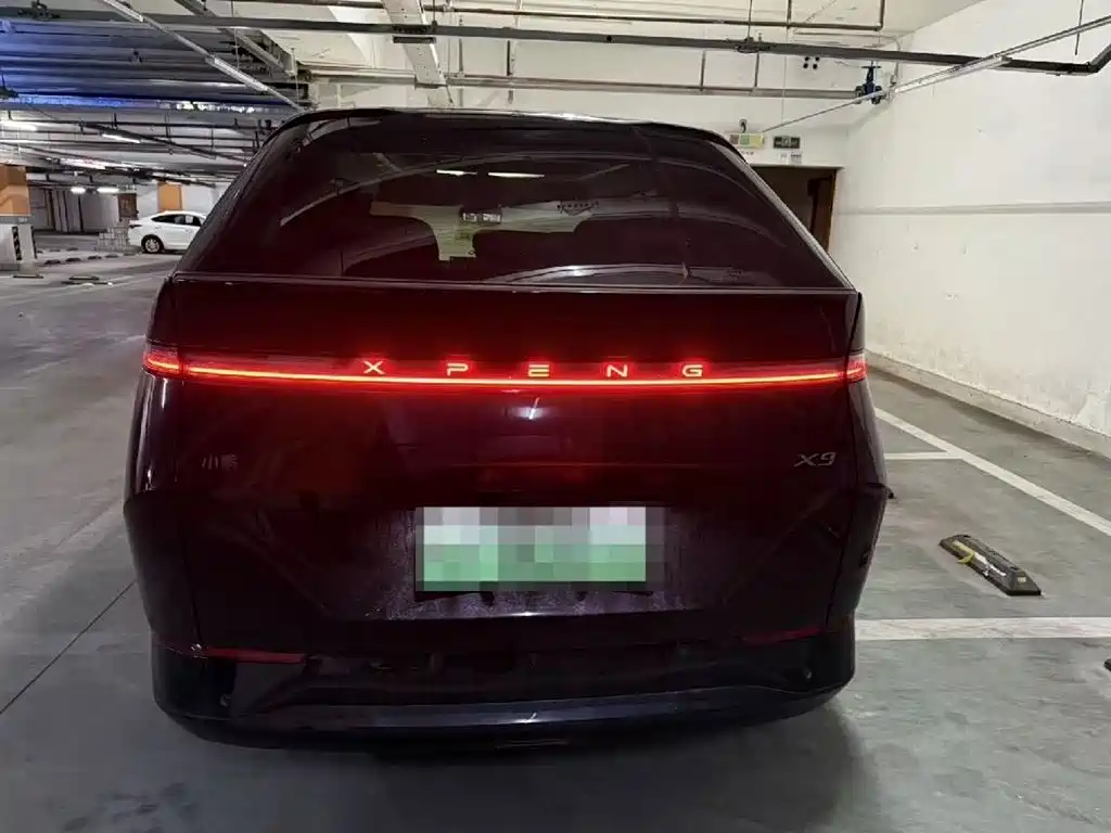 XIAOPENG X9