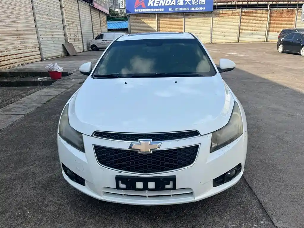 Chevrolet Cruze 2013 Model 1.6L SE AT фото 3