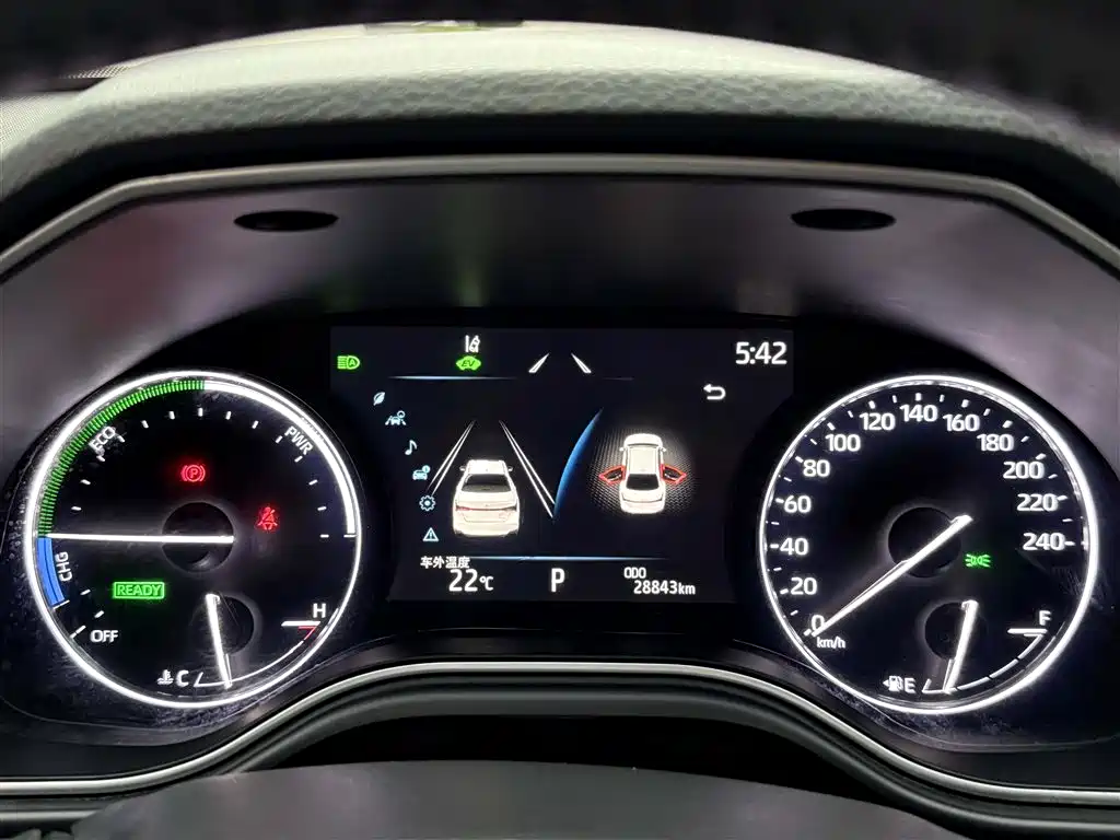 Toyota Avalon 2022 Hybrid 2.5L Luxury Edition фото 31