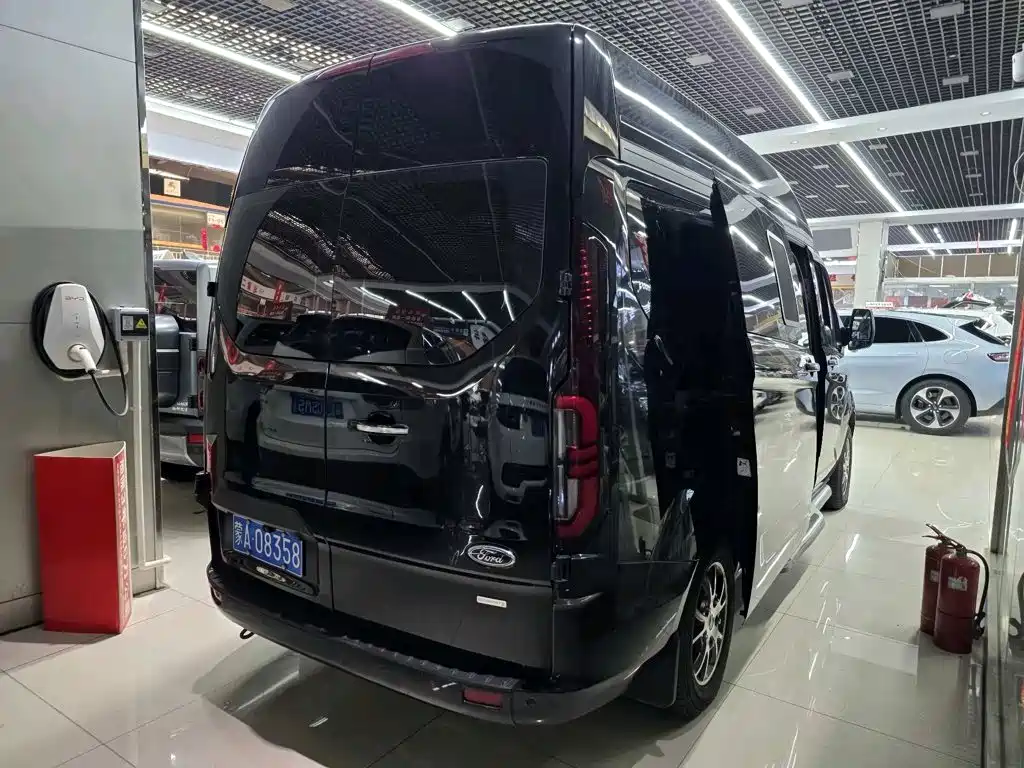 Ford Transit 2023 2023 Model 2.0T Petrol Automatic Multi-purpose Commercial Vehicle Medium Wheelbase Low Roof 5/6 Seater