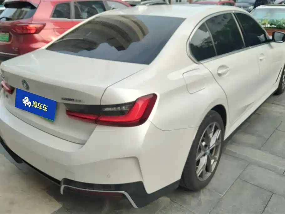 BMW i3 2022 eDrive 35 L фото 3