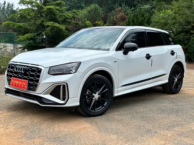 Audi Q2L 2022 35 TFSI Progressive Dynamic — фото 1