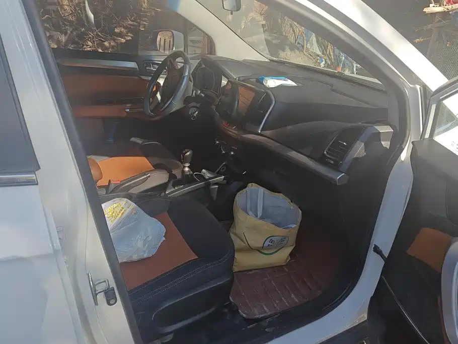 JAC Refine S3 2015 2014 1.5L Manual Luxury