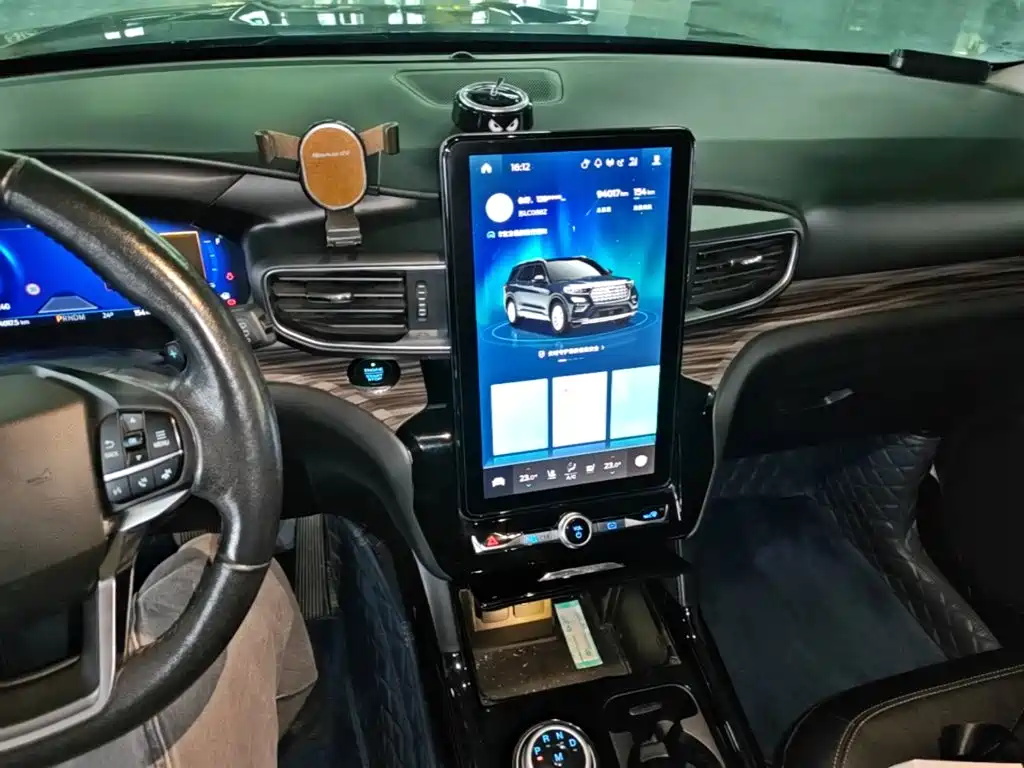 Ford Explorer 2020 2020 EcoBoost 285 AWD Titanium Edition 6-Seater