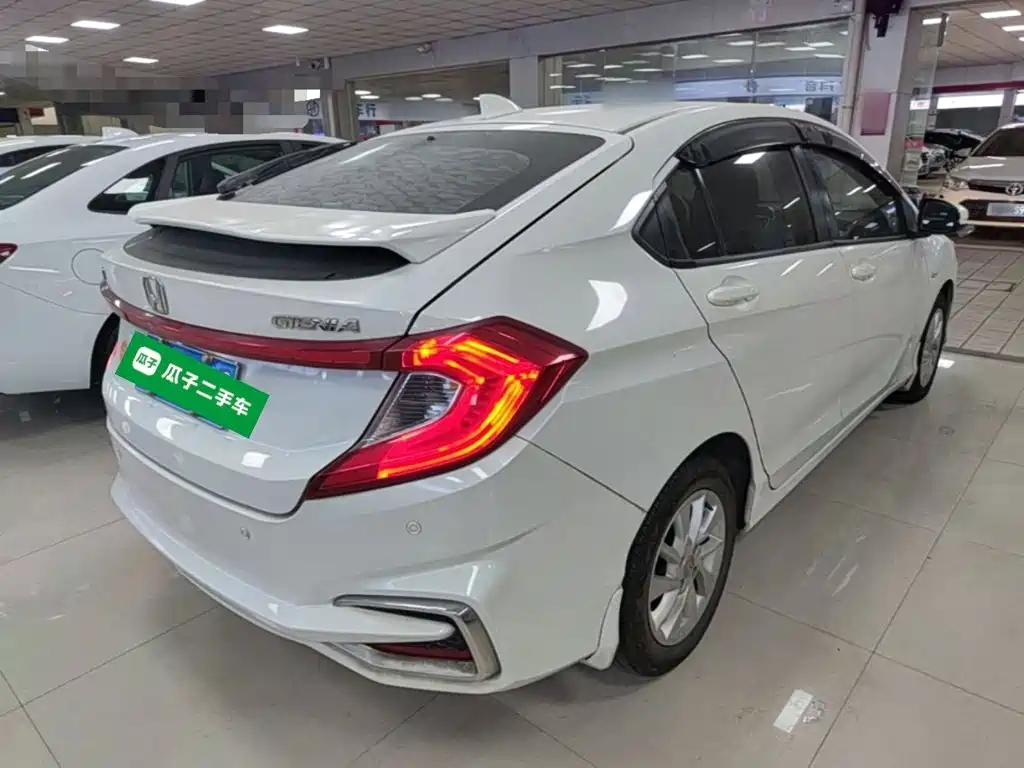 Honda Gienia 2017 2017 1.5L CVT Classic Edition