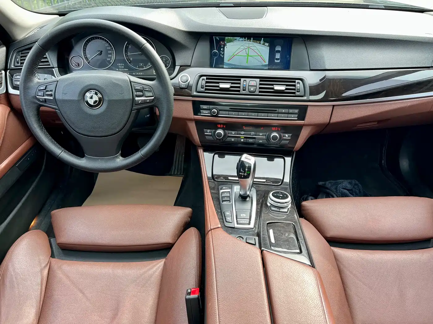 Photo 7 - BMW 5 Series (Import)