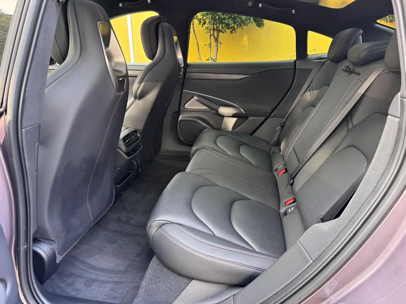 Xiaomi Auto Xiaomi SU7 2024 AWD Extended Range Advanced Smart Driving Max Edition фото 6