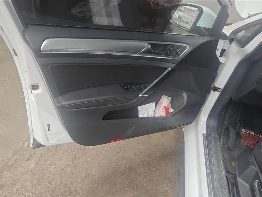 Volkswagen Golf 2018 230TSI Automatic Comfort фото 7