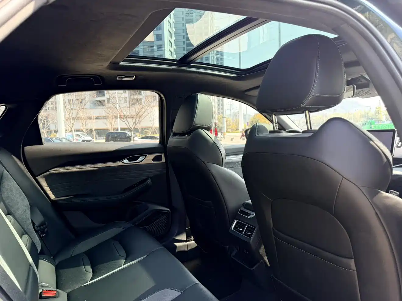 GEELY AUTOMOBILE XINGRUI