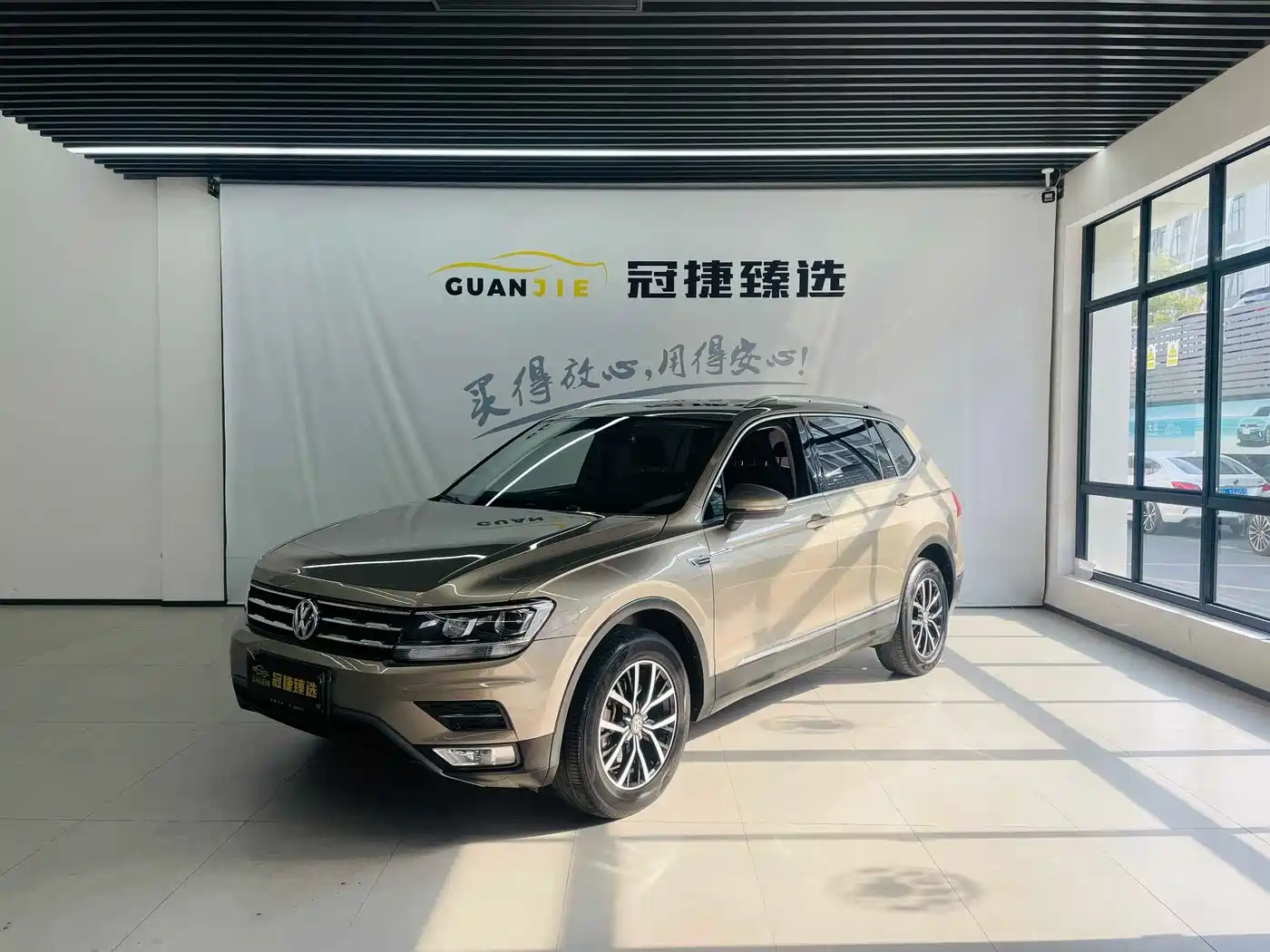 Volkswagen Tiguan L 2017 330TSI Automatic 2WD Luxury Edition