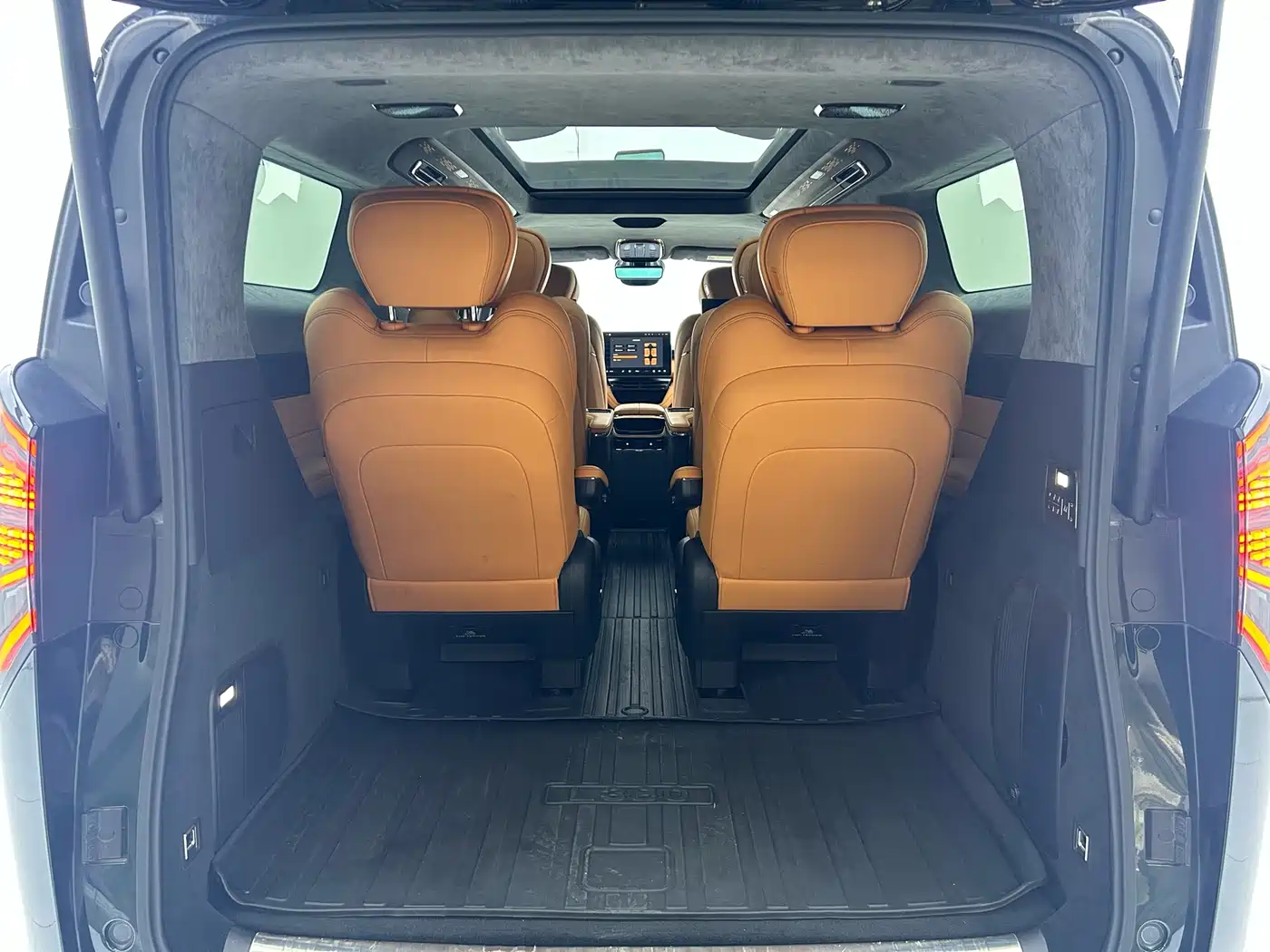 GEELY GALAXY WING TRUE L380