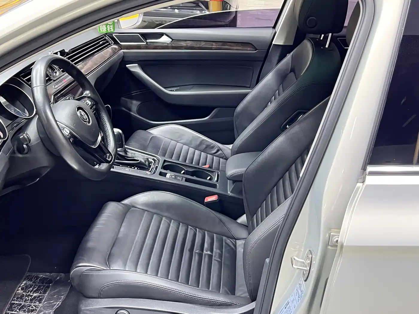 Volkswagen Magotan 2019 330TSI DSG Luxury Class China VI фото 16
