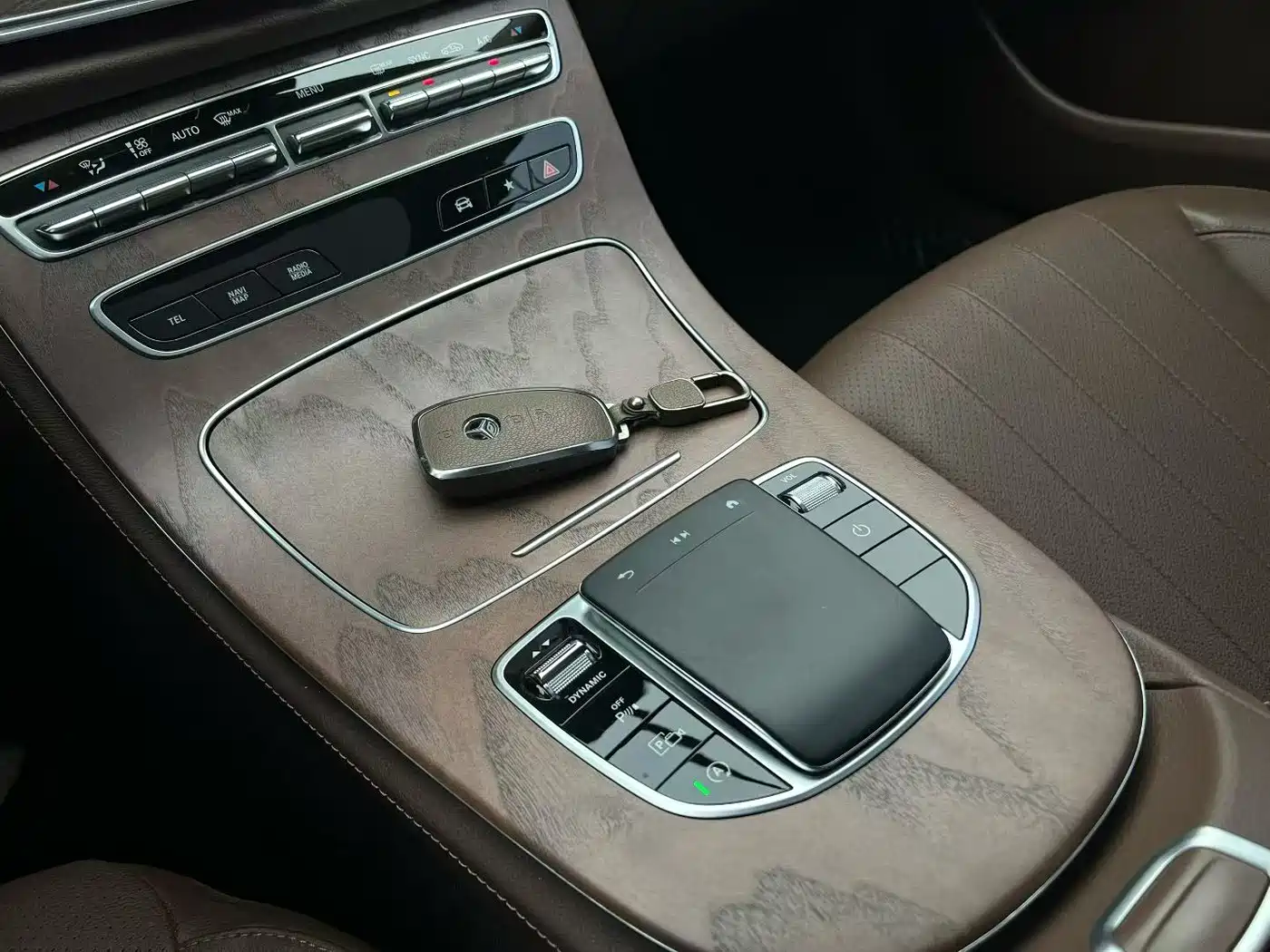 Mercedes-Benz E-Class 2023 Facelift E 300 L Sport Fashion фото 8