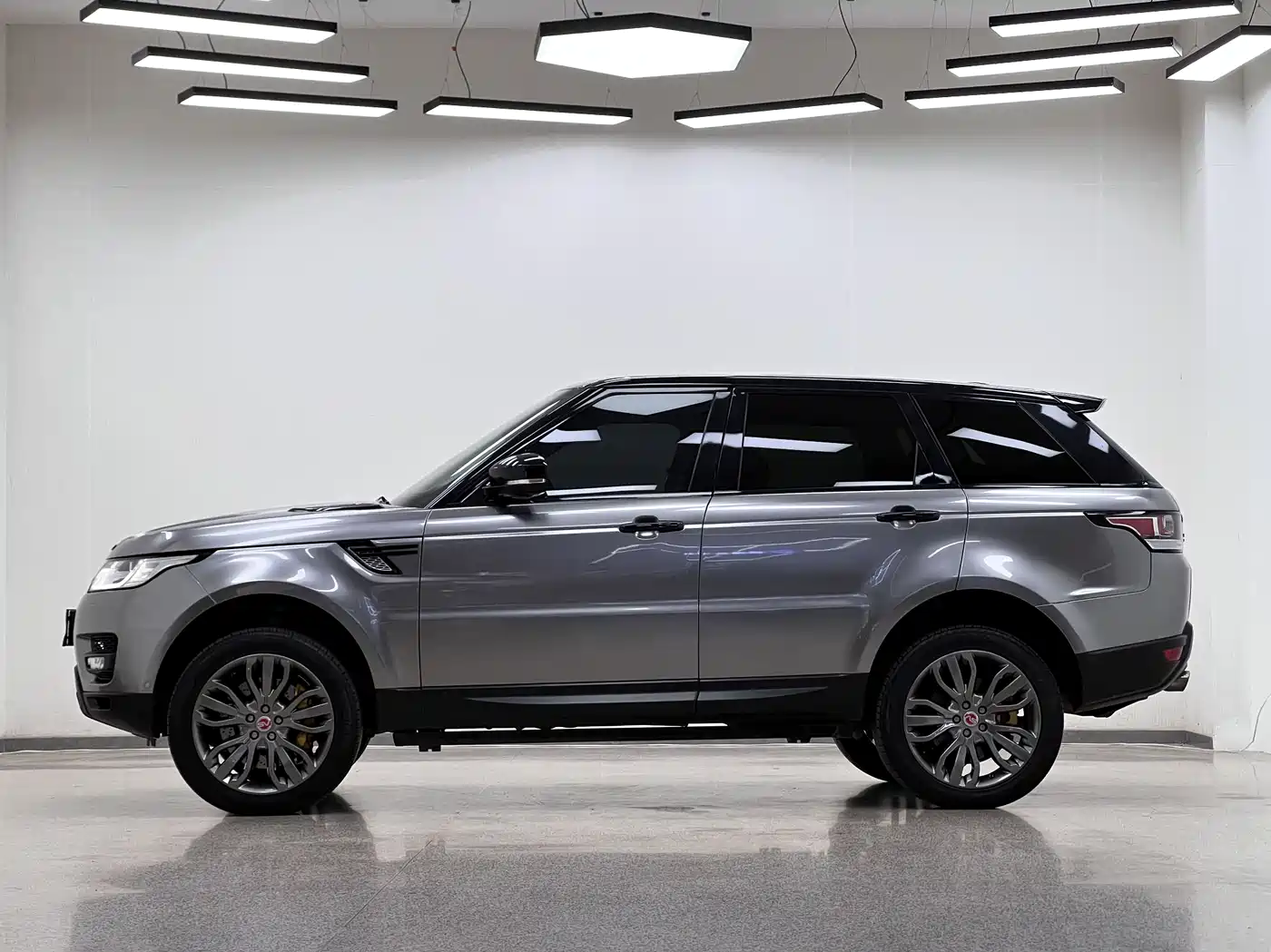 Land Rover Range Rover Sport 2014 3.0 SC V6 HSE фото 7