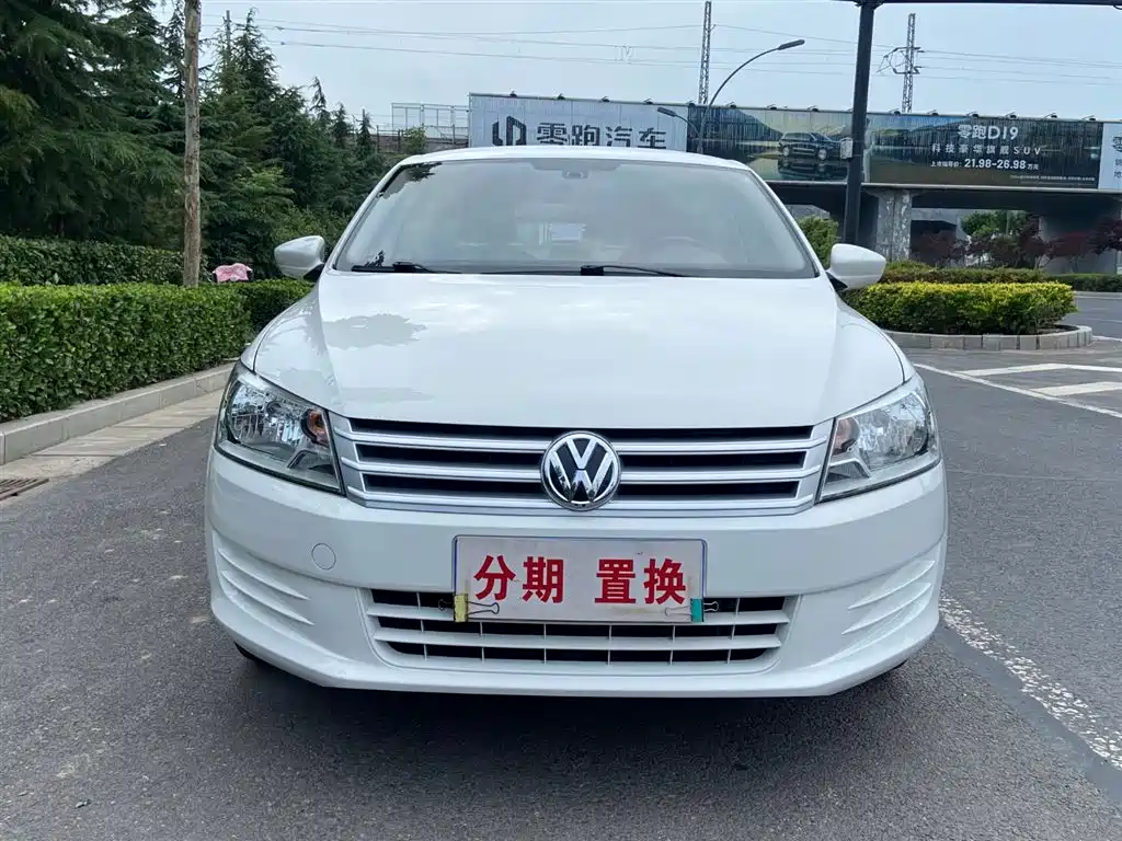 Volkswagen Santana 2013 1.4L Manual Trend Edition фото 2