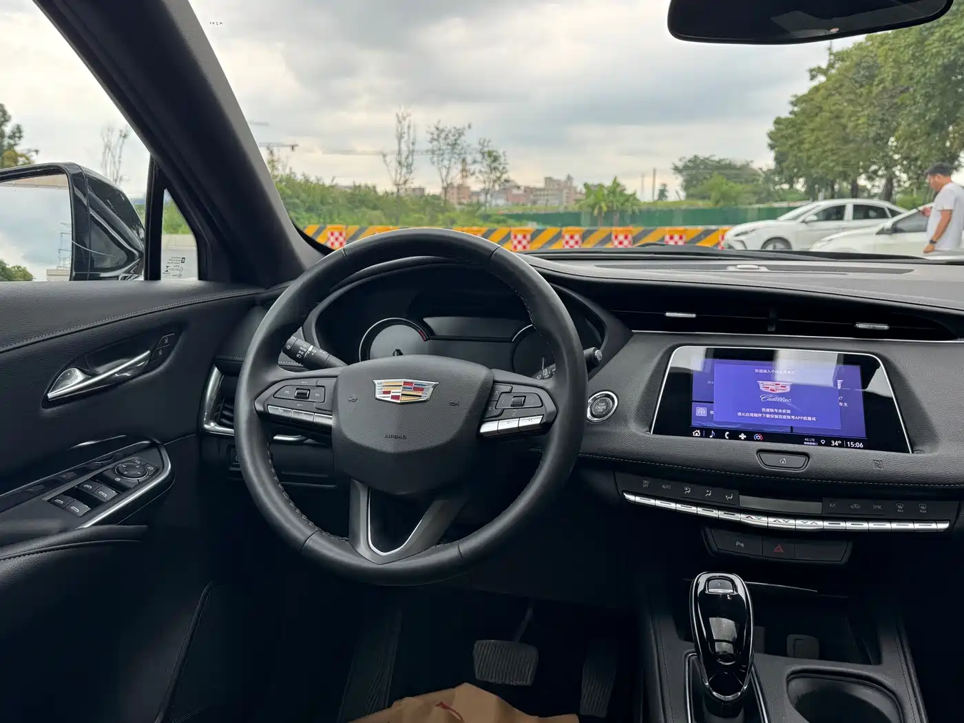 CADILLAC XT4