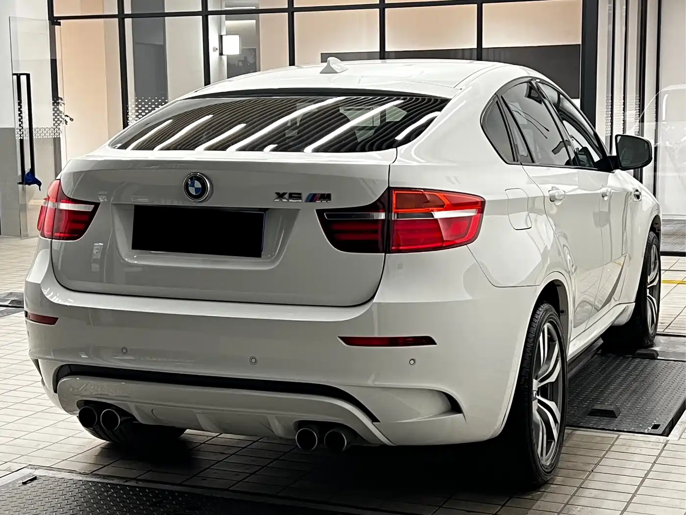 BMW X6 M 2013 X6 M фото 30