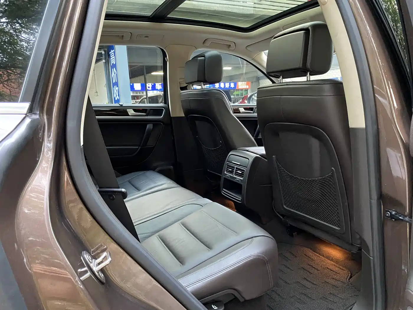 Volkswagen Touareg 2015 3.0TSI Comfort Edition фото 8