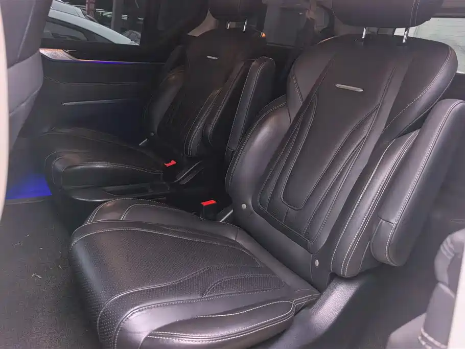 SAIC Maxus Maxus G20 2021 PLUS 2.0T Diesel Automatic Luxury Edition фото 11