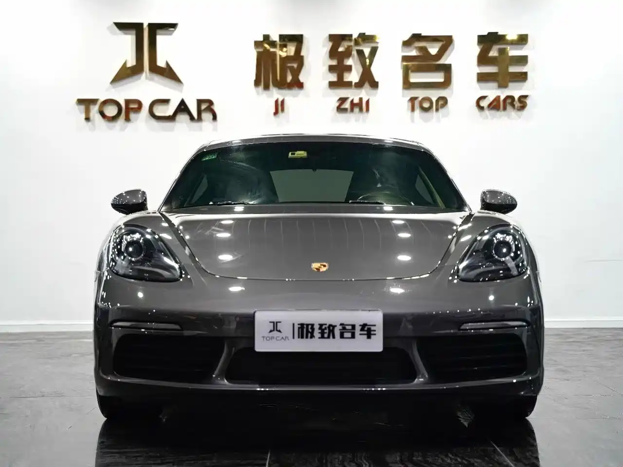 Porsche 718 2018 Cayman 2.0T фото 2