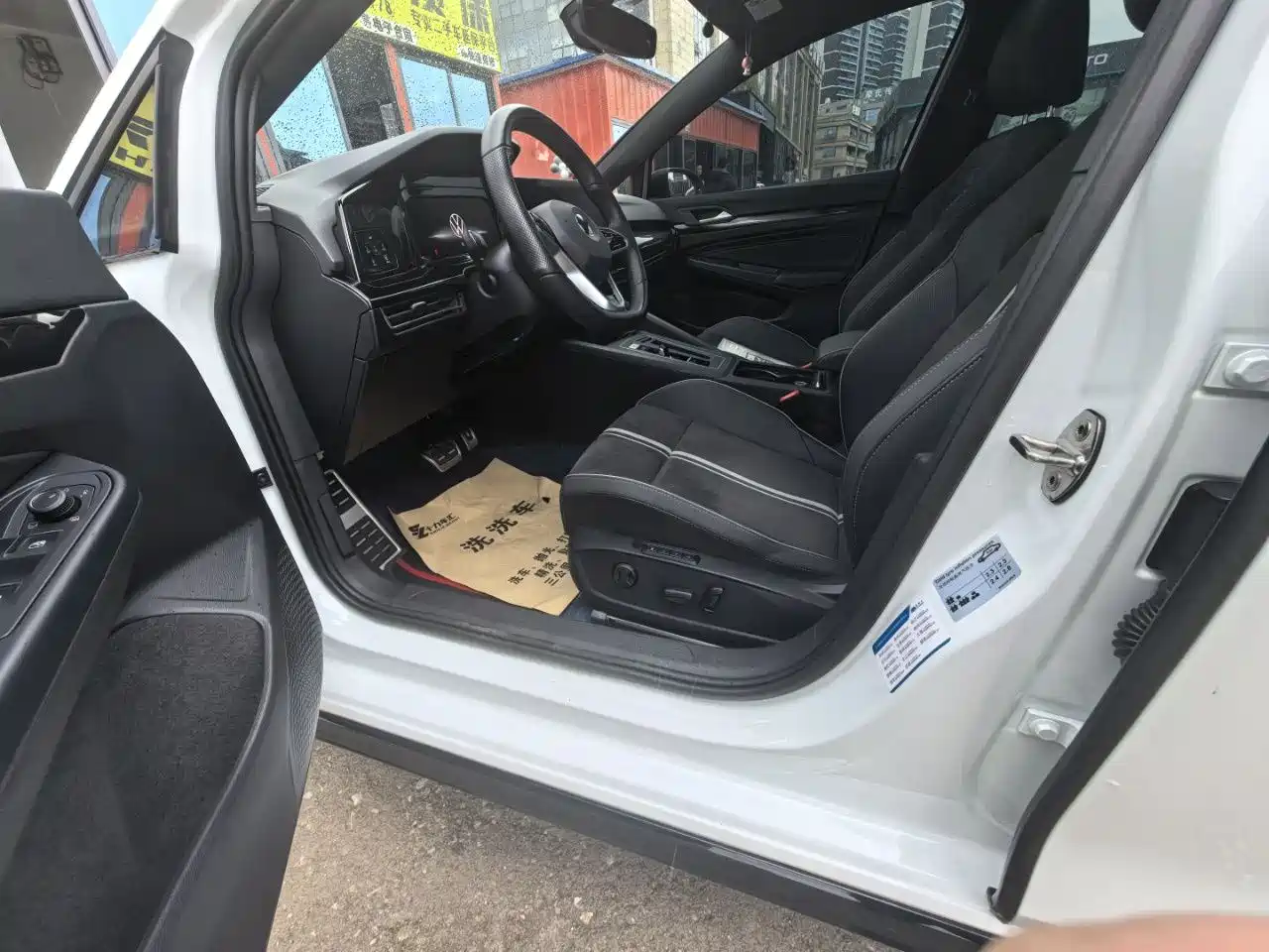Volkswagen Golf 2021 280TSI DSG R-Line фото 15