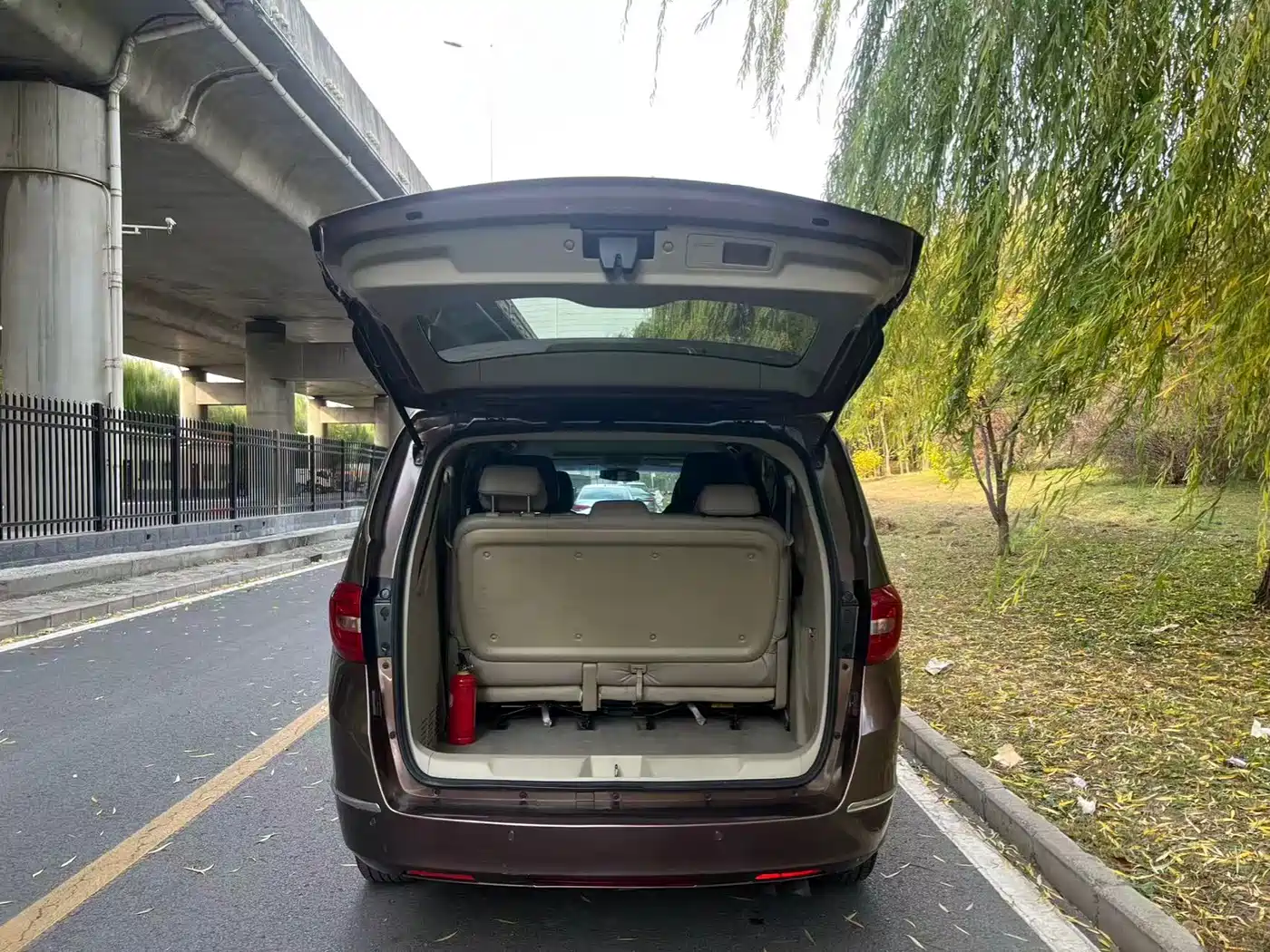 Buick GL8 2018 28T Comfort China VI фото 6