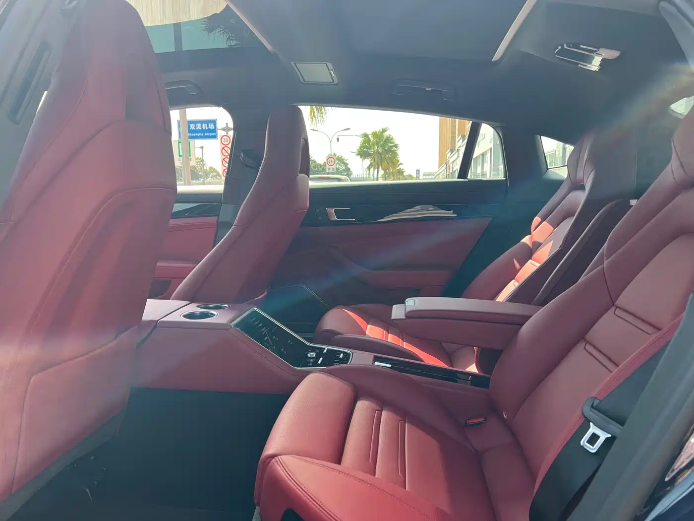 Porsche Panamera New Energy 2024 Panamera 4 E-Hybrid Executive Long Wheelbase 2.9T фото 8