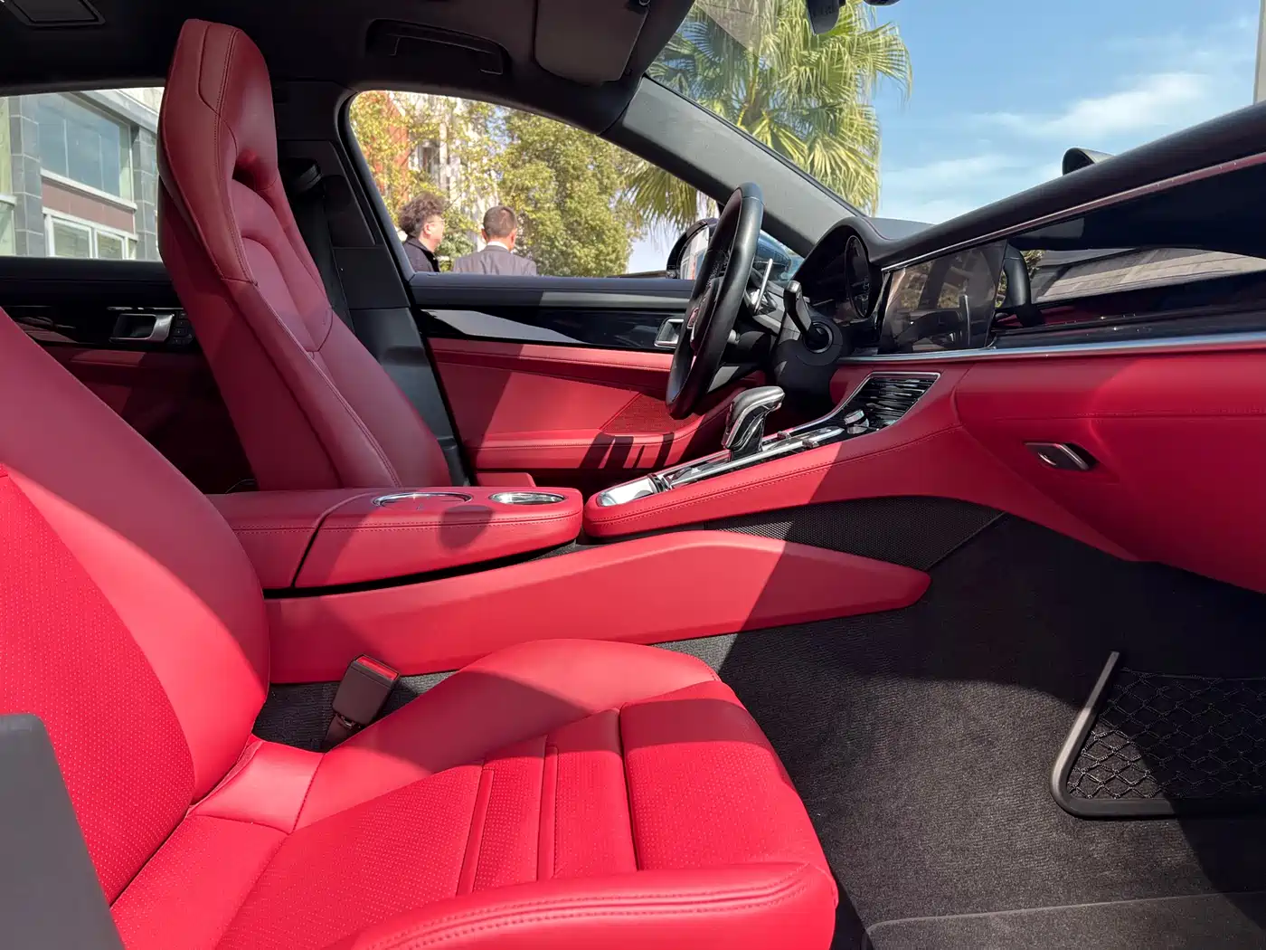 Porsche Panamera New Energy 2024 Panamera 4 E-Hybrid Executive Long Wheelbase 2.9T фото 5