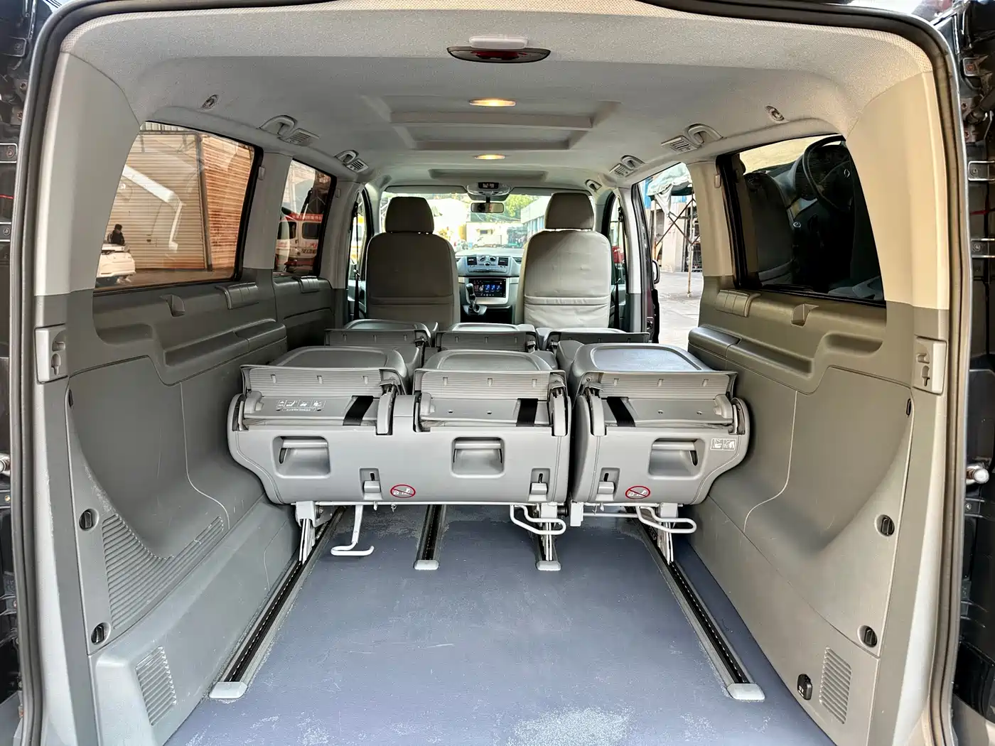 Mercedes-Benz Vito 2011 2.5L Business Edition фото 17