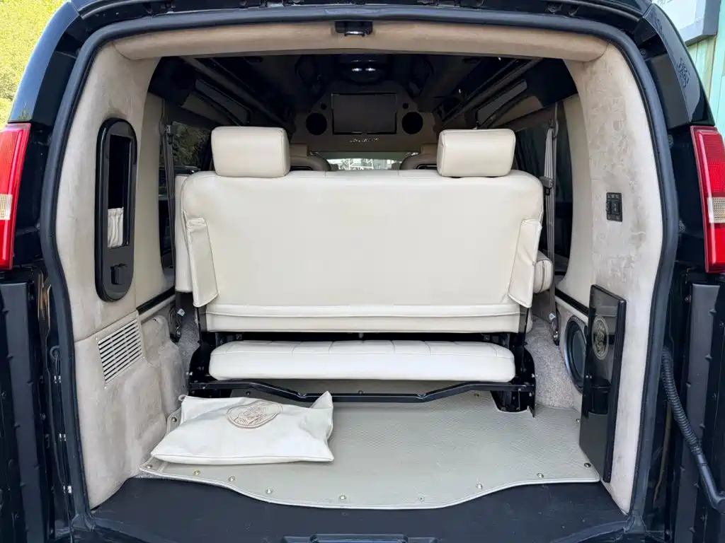 Фото 18 - GMC Savana