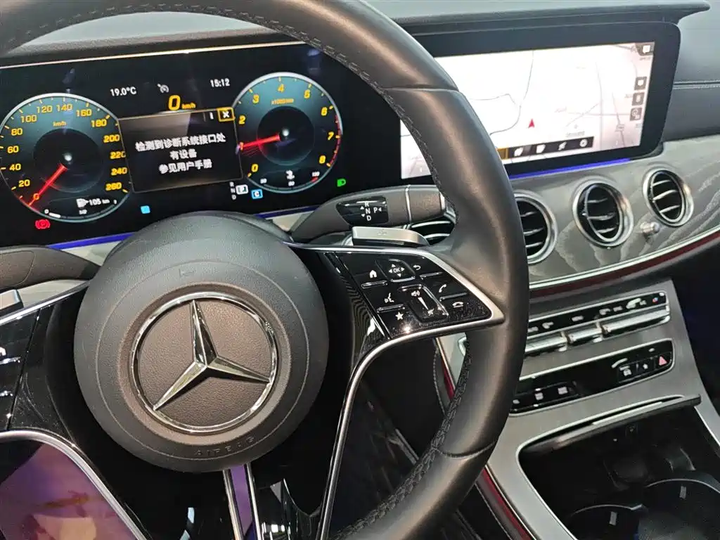 Mercedes-Benz E-Class 2022 E 260 L фото 10