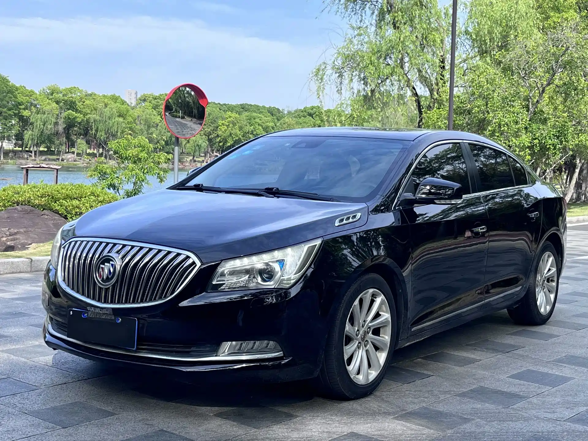 Photo 1 - Buick LaCrosse