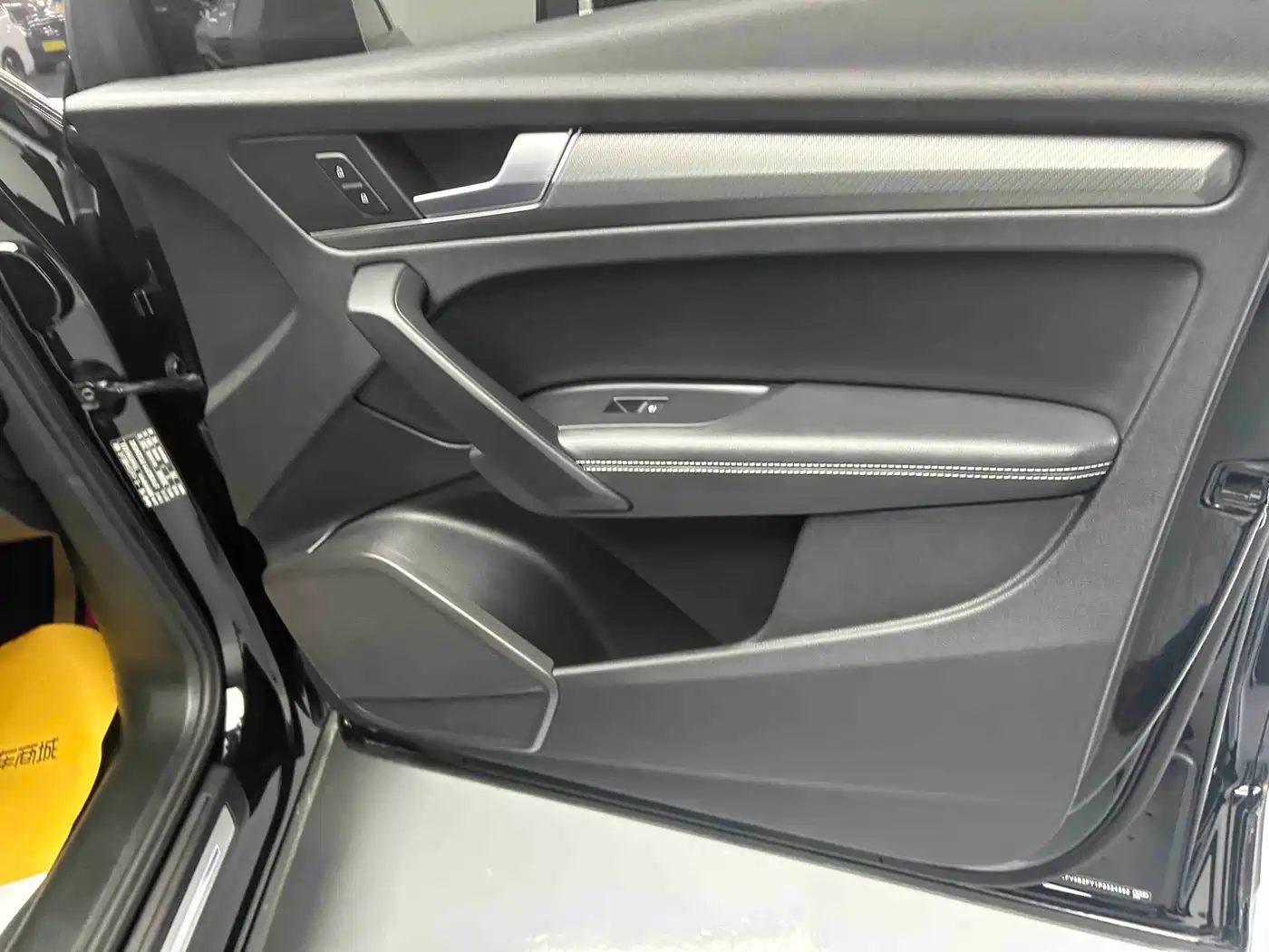 Audi Q5L 2023 40T Luxury Dynamic фото 7