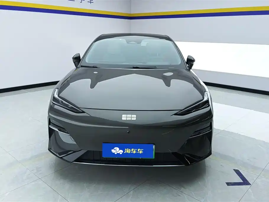 GEELY GALAXY GALAXY E8