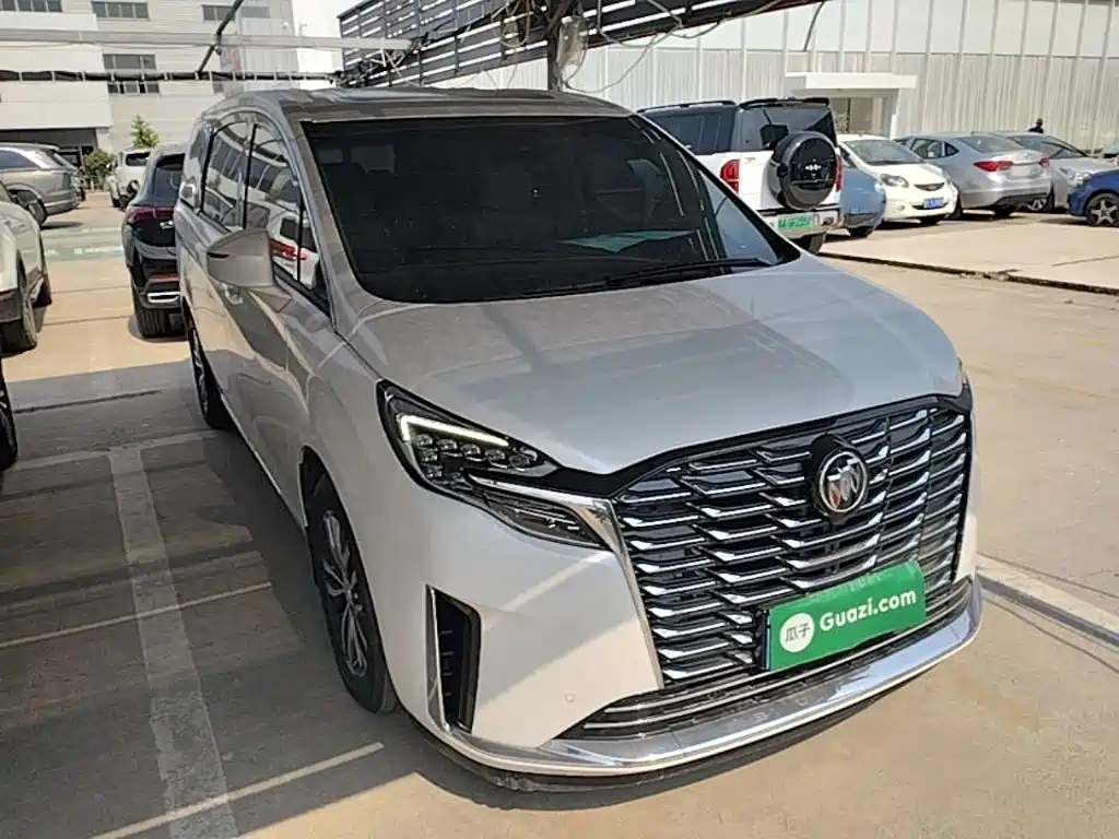 BUICK GL8
