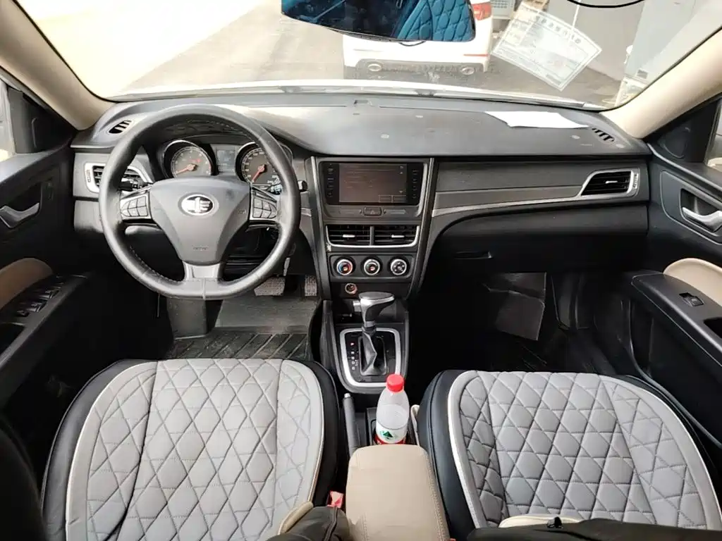 Besturn B30 2016 2016 1.6L Automatic Luxury